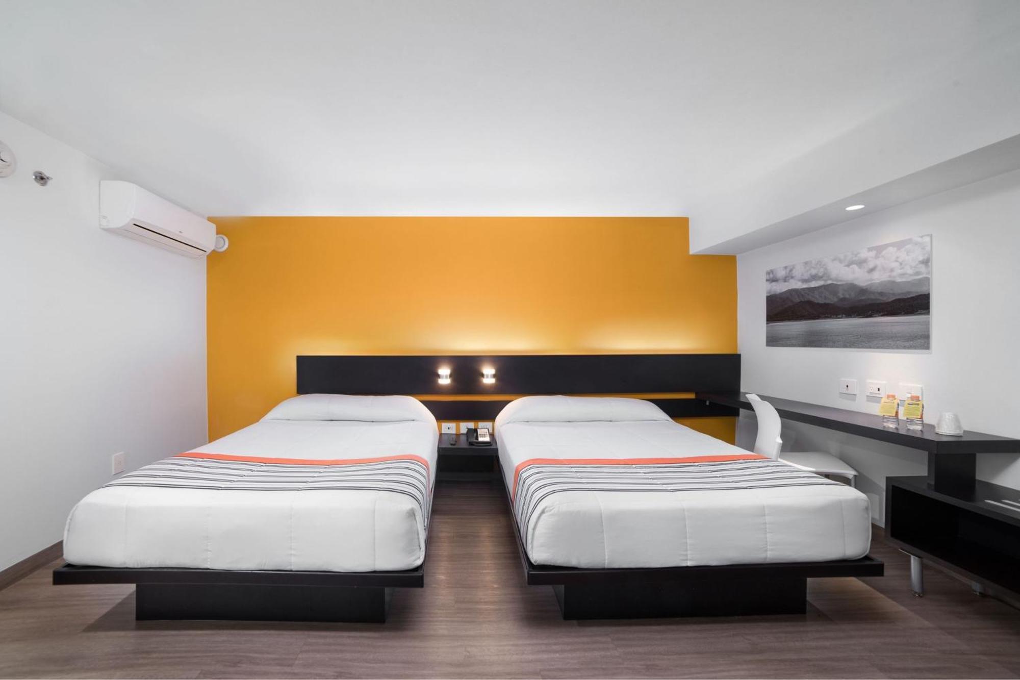 City Express Junior By Marriott Ciudad De Mexico Sullivan Extérieur photo